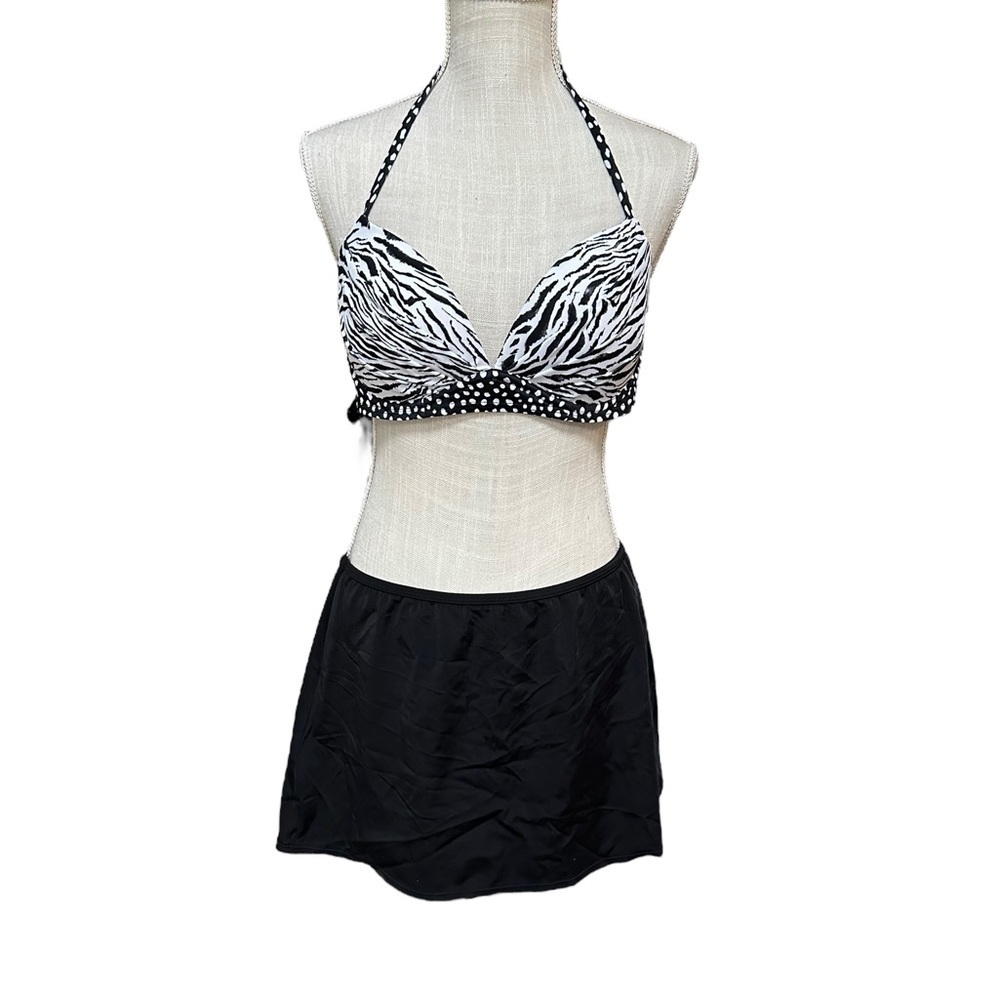 Victoria's Secrete 2pc Swimsuit Bikini Top &‎ Black Skirt Swim Bottom
